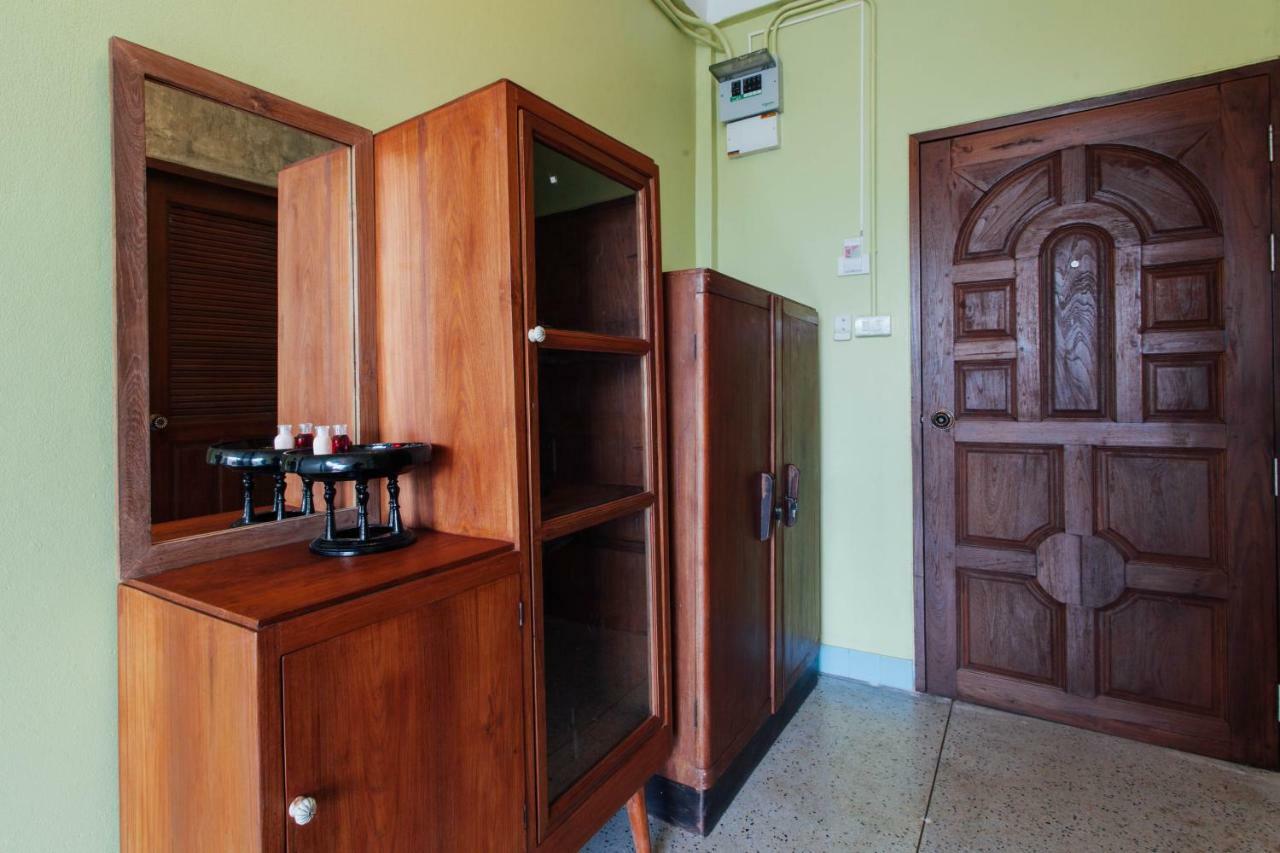 Hotel At Phra Sing Chiang Mai Exterior foto