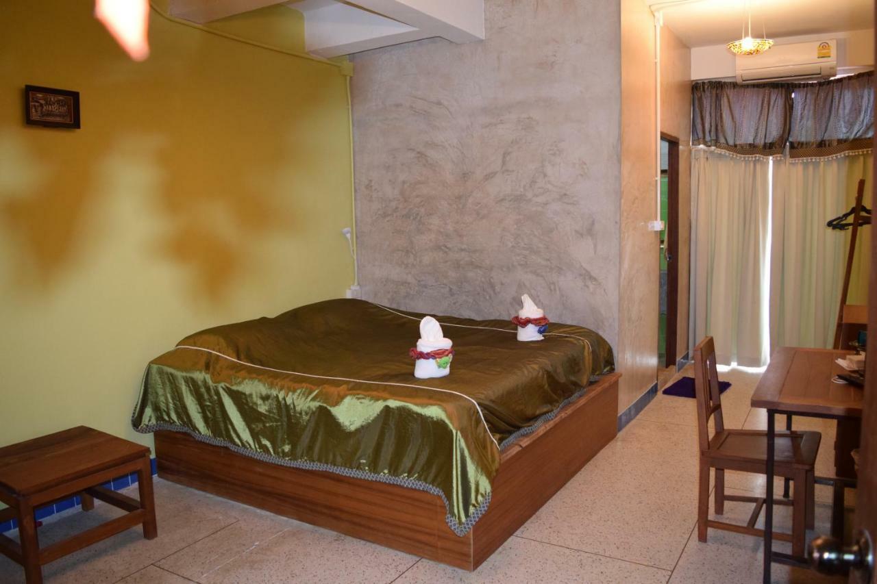Hotel At Phra Sing Chiang Mai Exterior foto